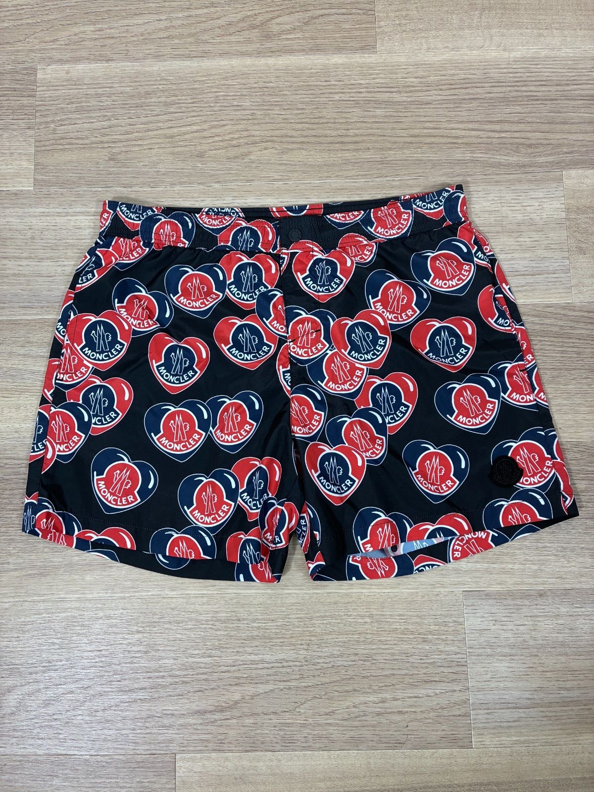 美品 MONCLER モンクレール ハート柄 スイムショーツ サーフパンツ Mサイズ