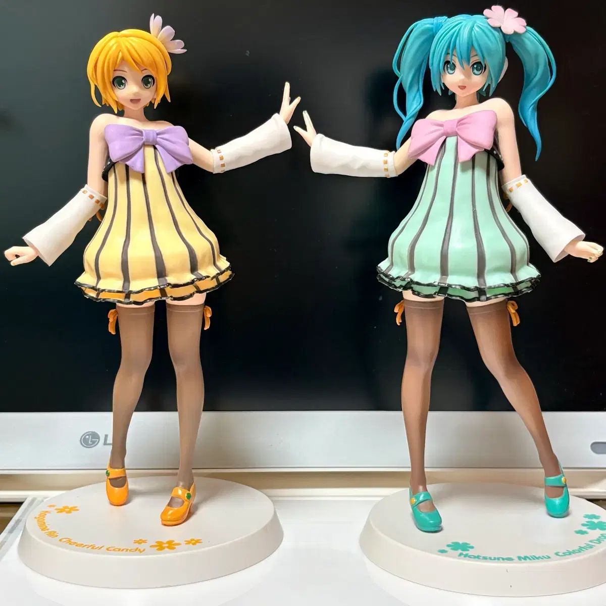 カラフルドロップ ミク 린 フディバー ゴー 古典 フィギュア 出品 13,198円