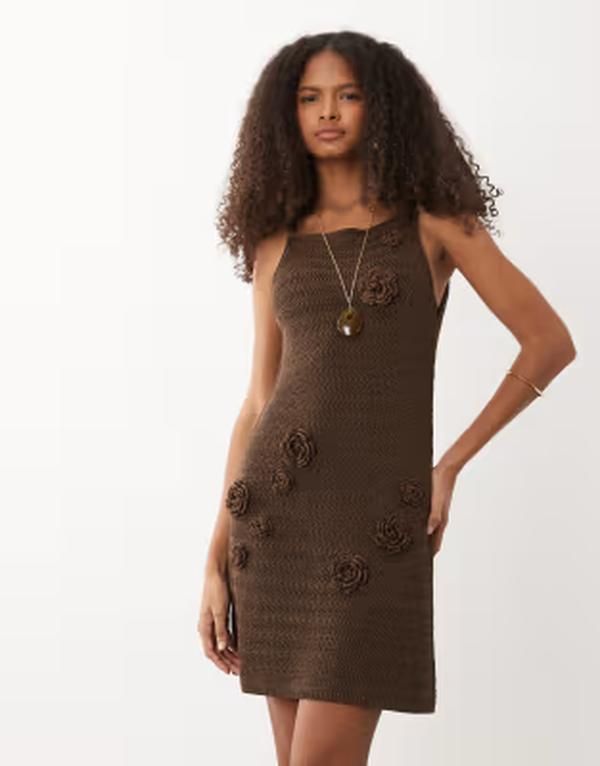 エイソス レディース トップス ワンピース ミニ ASOS DESIGN raffia 3D crochet flower mini dress in chocolate チョコレート