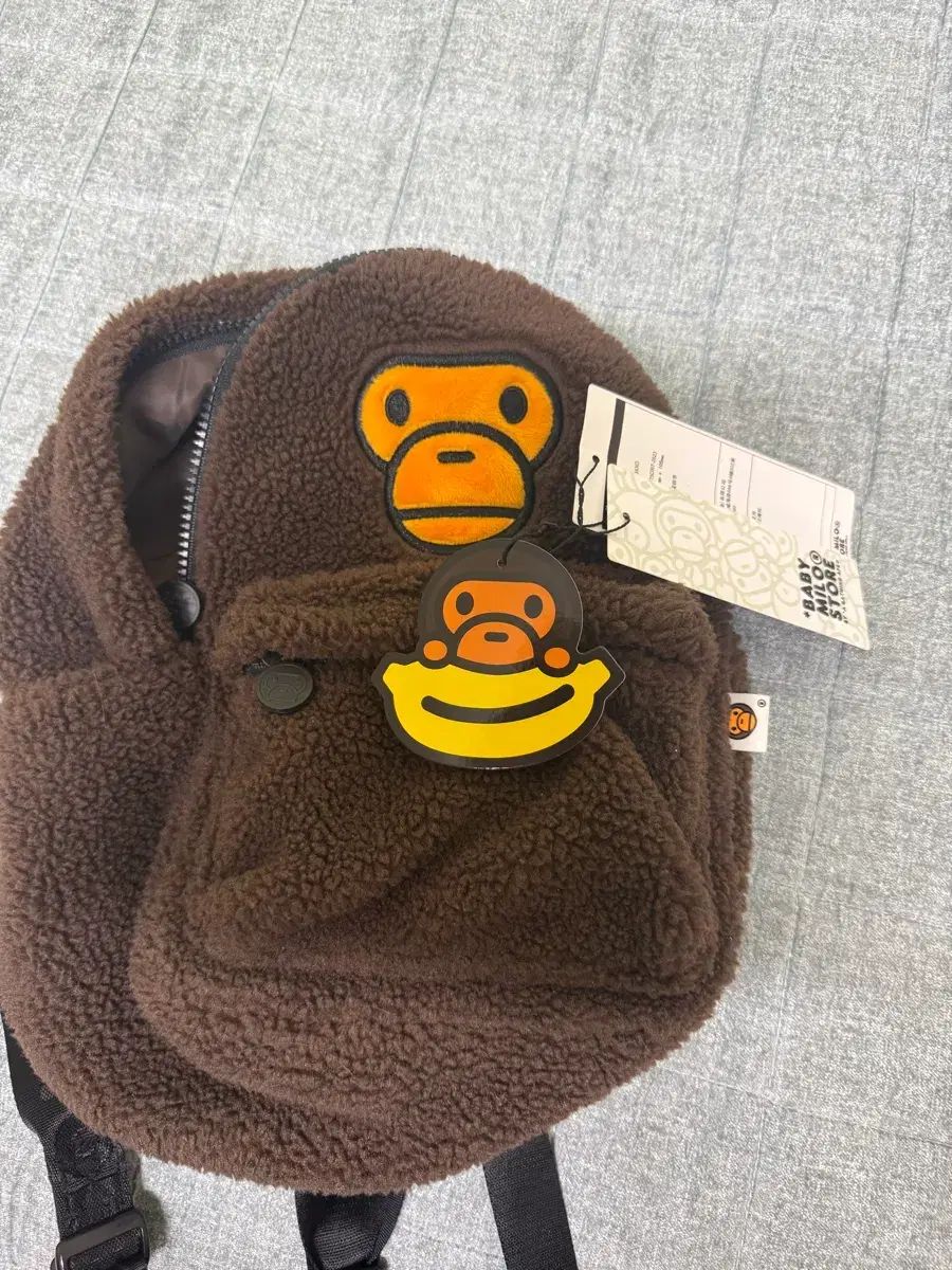 A BATHING APE アベイシングエイプ ベイビー マイロ ミニ ファー バックパック ブラウン