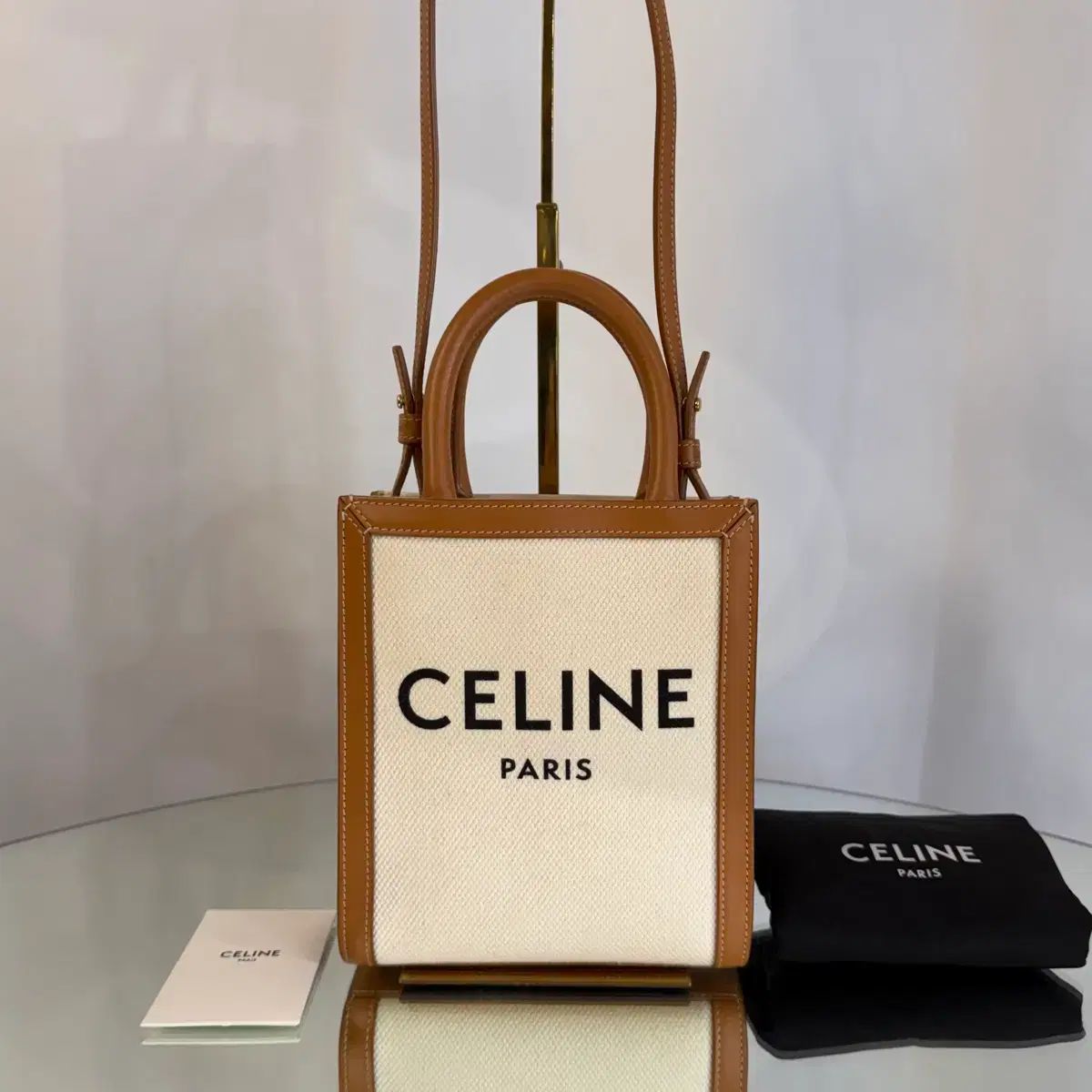 Celine セリーヌ バーティカル カバ バッグ ミニ ショルダーバッグ 81,822円