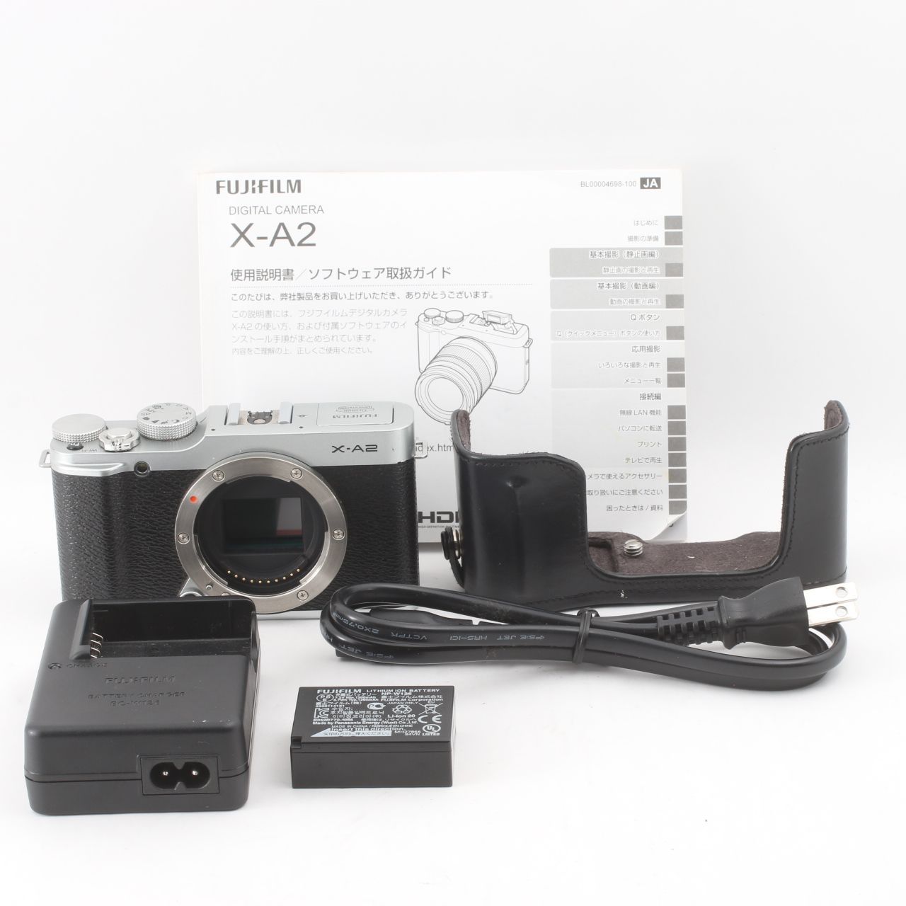 FUJIFILM X-A2 ボディ ミラーレス シルバー 動作確認済 富士フイルム