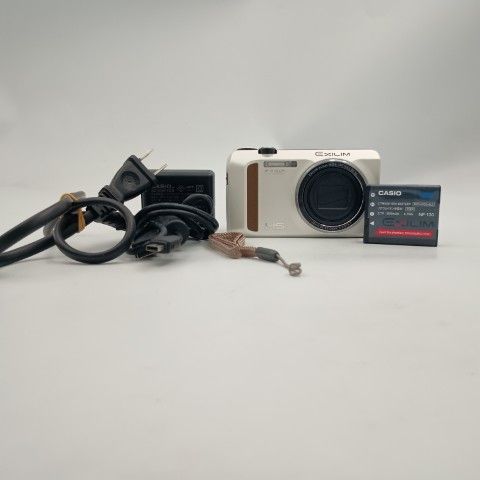 カメラ Casio EXILIM EX-ZR400 White コンパクトデジタルカメラ
