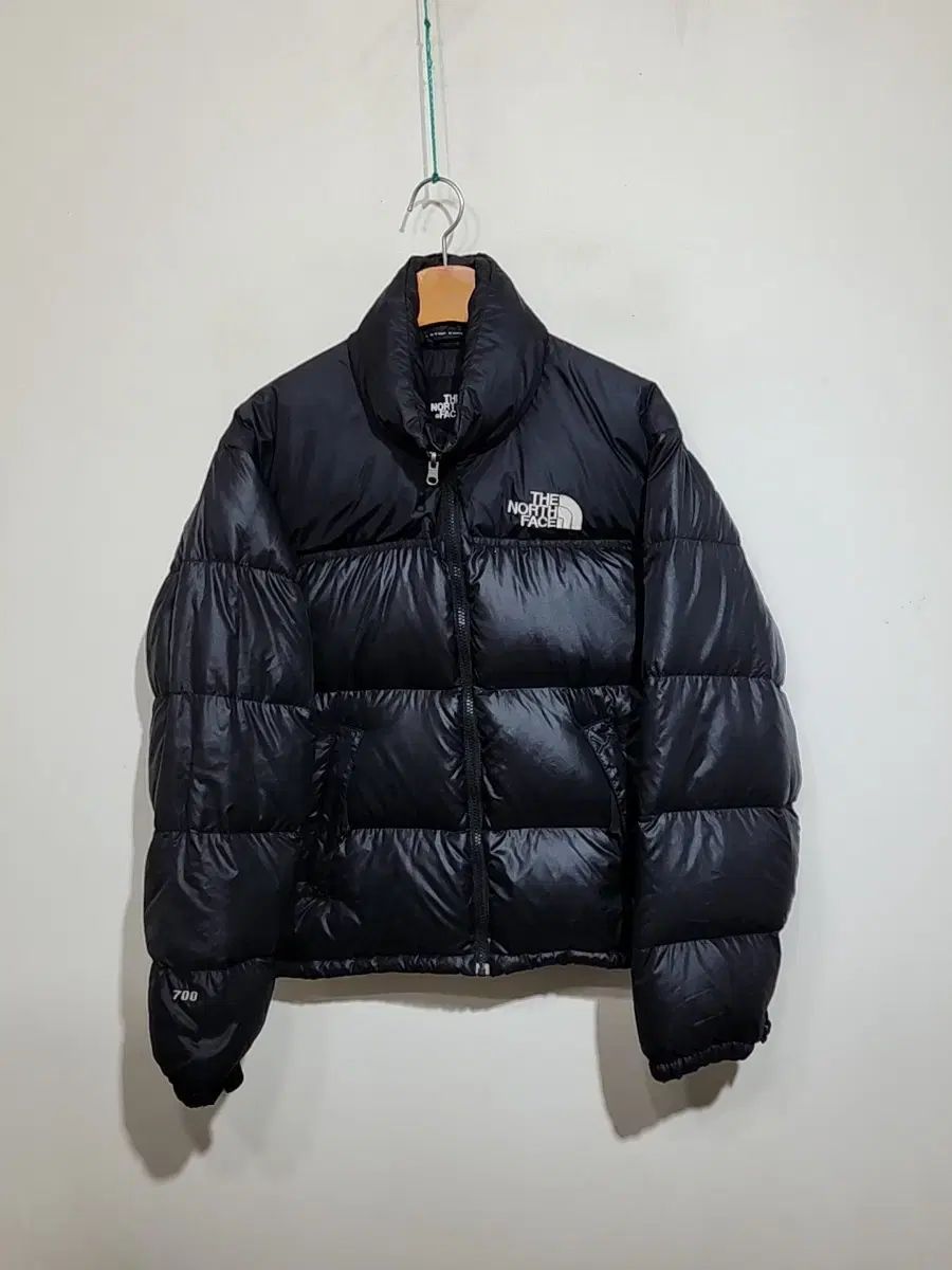 (95) THE NORTH FACE ザノースフェイス ヌプシダウンジャケット アウター ブラック グースダウン 700 ダウンジャケット