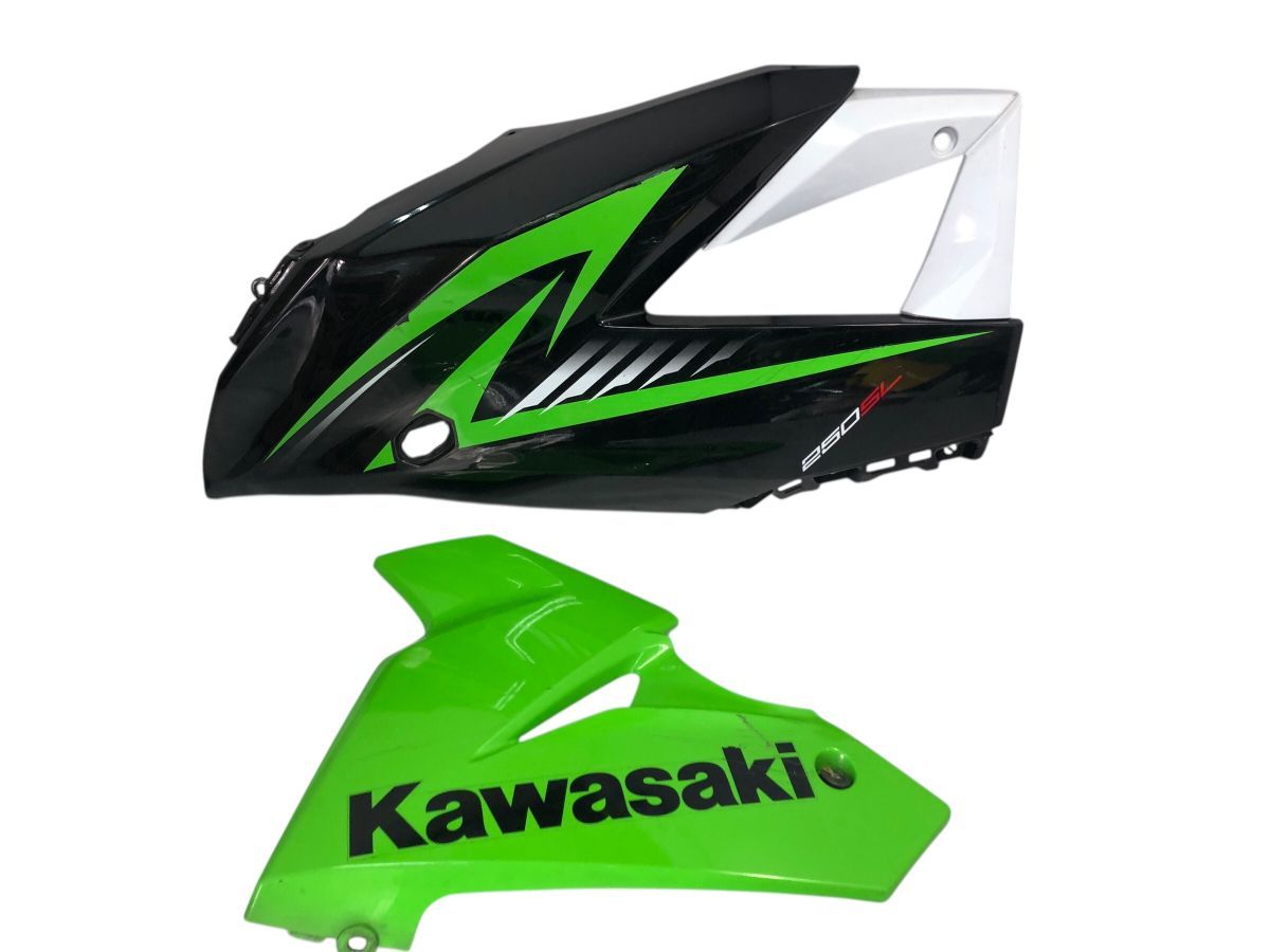 kawasaki　Ninja　ニンジャ250SL　サイドカウル　アンダーカウル　左側　割れ無し　交換　補修にも（中古）2924-N5075 15,540円