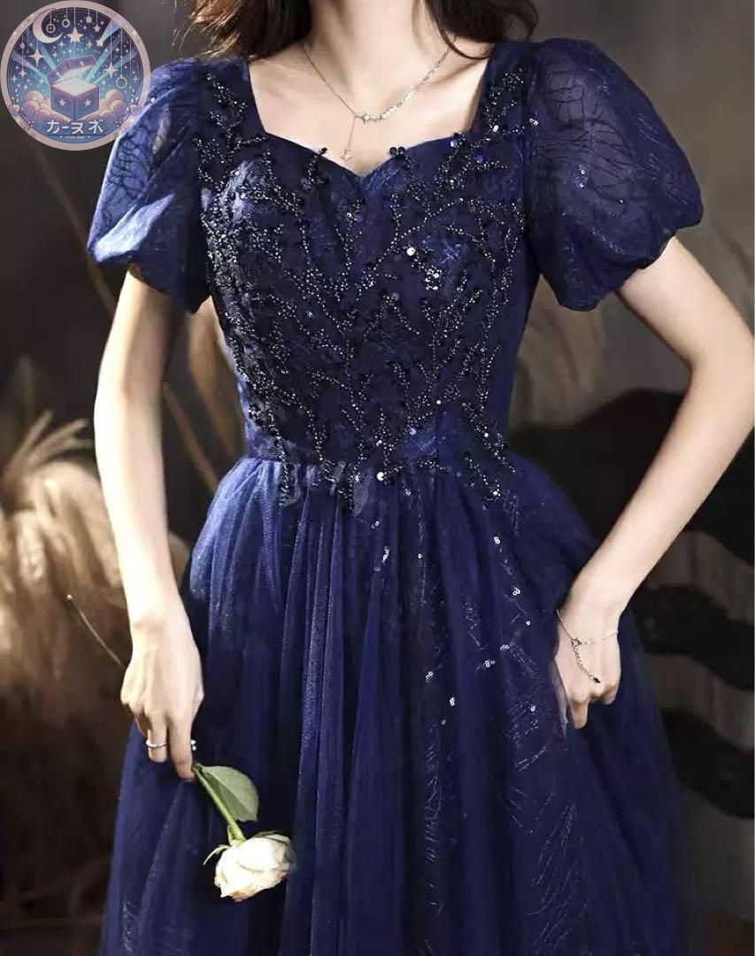小花柄の様な可愛いデザインのパフスリーブ イブニングドレス 新品未使用 小花柄の様な可愛いデザインのパフスリーブ