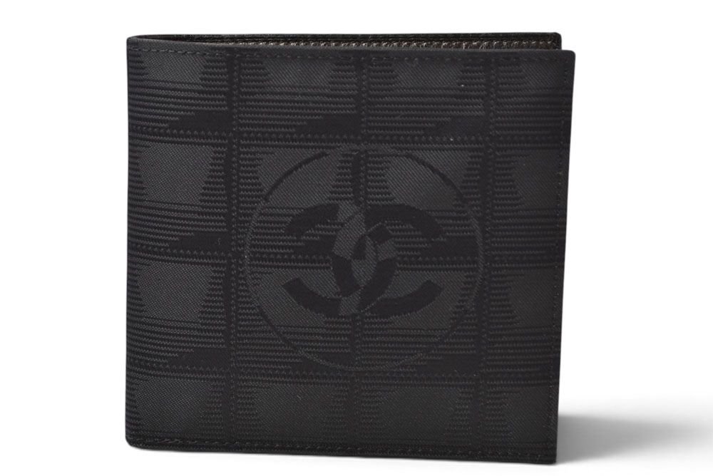 シャネル 二つ折り財布 CHANEL ヴィンテージ ニュートラベルライン ココマーク ブラック メンズ/レディース【中古】 34,320円