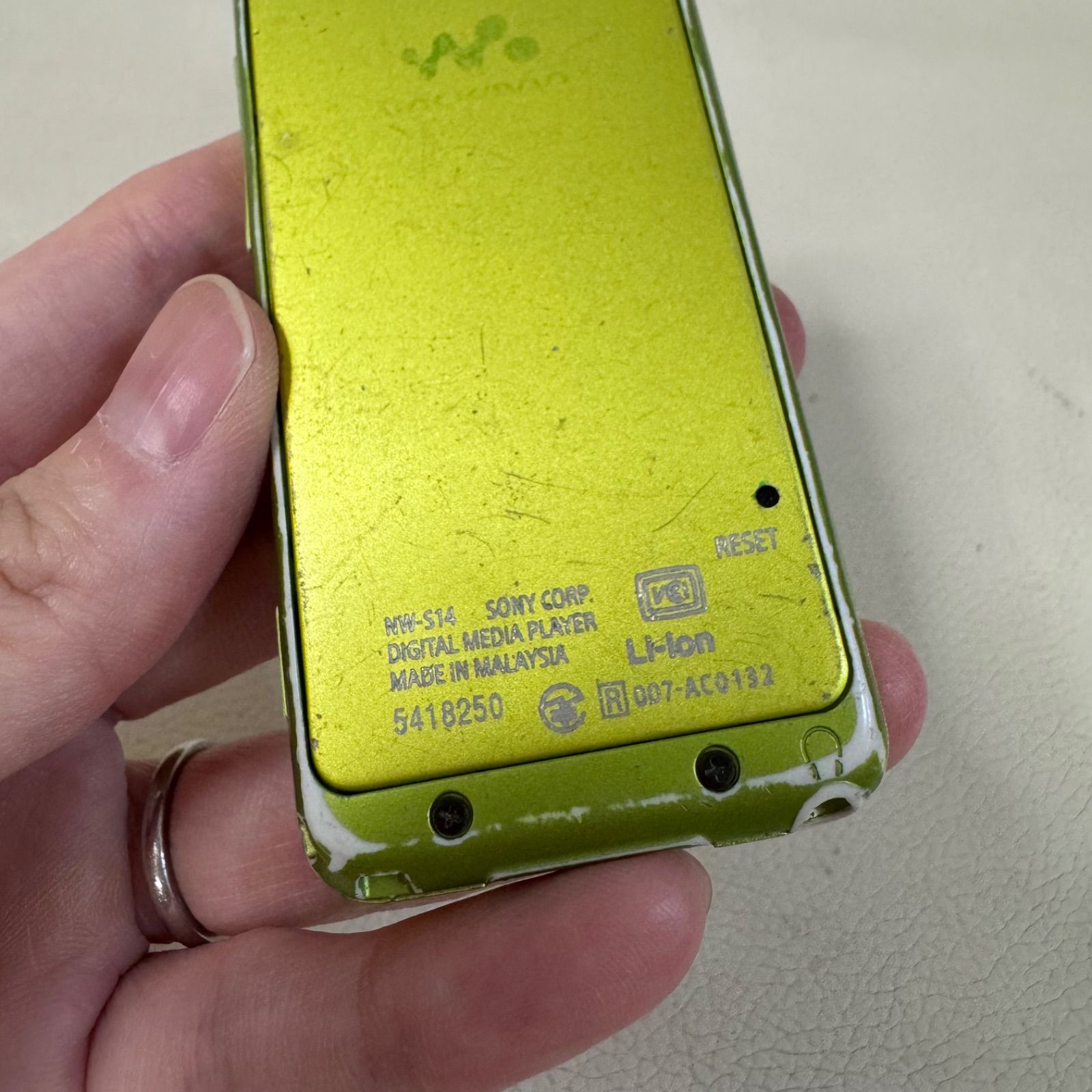 SONY ソニー デジタルメディアプレーヤー ウォークマン NW-S14 8GB