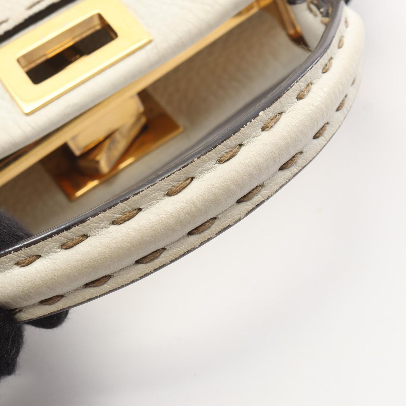フェンディ FENDI ハンドバッグ ミニピーカブー セレリア 2WAY 8BN244 ホワイト レザー ピーカブー セレリア ミニ レディース Used B