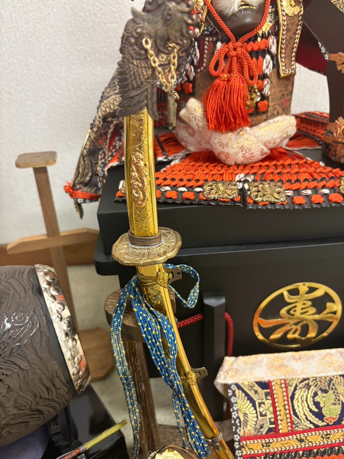 五月人形 大鎧飾り 鎧兜 端午の節句 弓矢 太刀 陣太鼓 扇 飾り