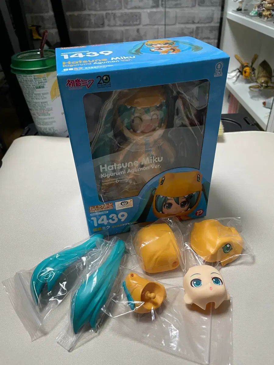 ねんどろいど アグモン 初音ミク