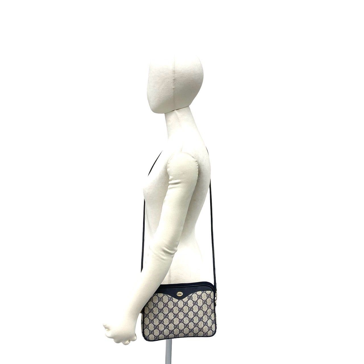 極 美品 希少品 GUCCI グッチ GG 柄 ロゴ 金具 レザー 本革 ワン ミニ ショルダーバッグ サコッシュ ポシェット ネイビー 紺 426-7 極 美品 希少品 GUCCI グッチ GG 柄 ロゴ 金具 レザー 本革 ワン ミニ ショルダーバッグ サコッシュ ポシェット ネイビー 紺 426-7