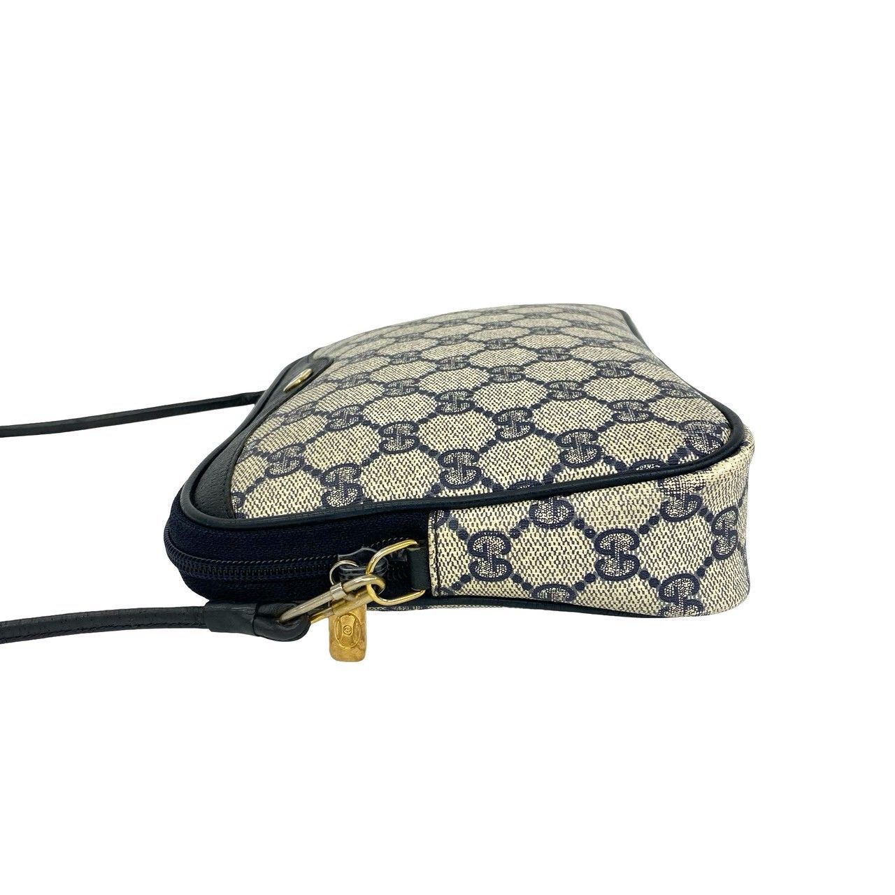 極 美品 希少品 GUCCI グッチ GG 柄 ロゴ 金具 レザー 本革 ワン ミニ ショルダーバッグ サコッシュ ポシェット ネイビー 紺 426-7 極 美品 希少品 GUCCI グッチ GG 柄 ロゴ 金具 レザー 本革 ワン ミニ ショルダーバッグ サコッシュ ポシェット ネイビー 紺 426-7