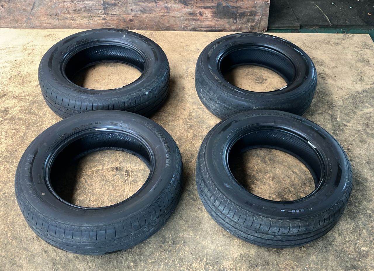 夏タイヤ　4本セット　 BRIDGESTONE 　195/65R15-91H 2023年 C-4-316