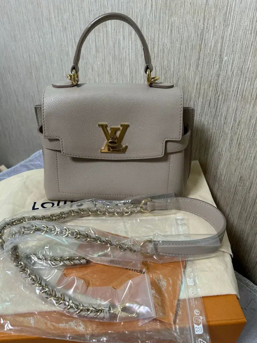 Louis Vuitton ルイヴィトン ロックミーエバーミニ
