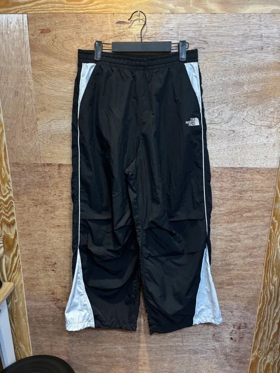 THE NORTH FACE ザノースフェイス ナイロン シャーリング 킥フレックス トラックパンツ Lサイズ