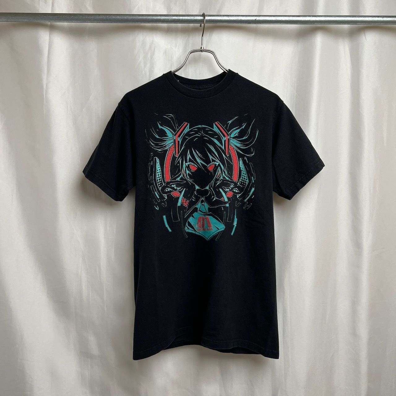 初音ミク　ボーカロイド　アニメ　Tシャツ　M　古着