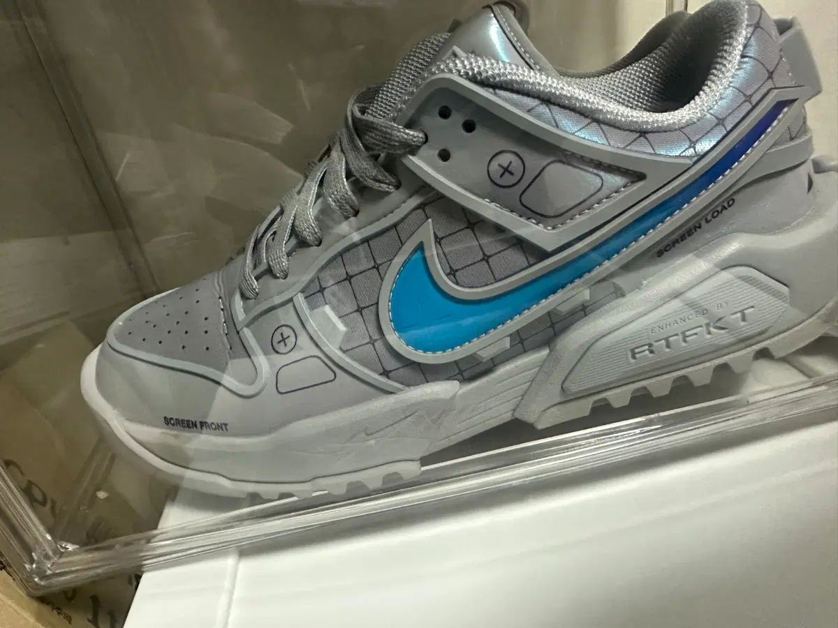 RTFKT NIKE ダンク OG (270)
