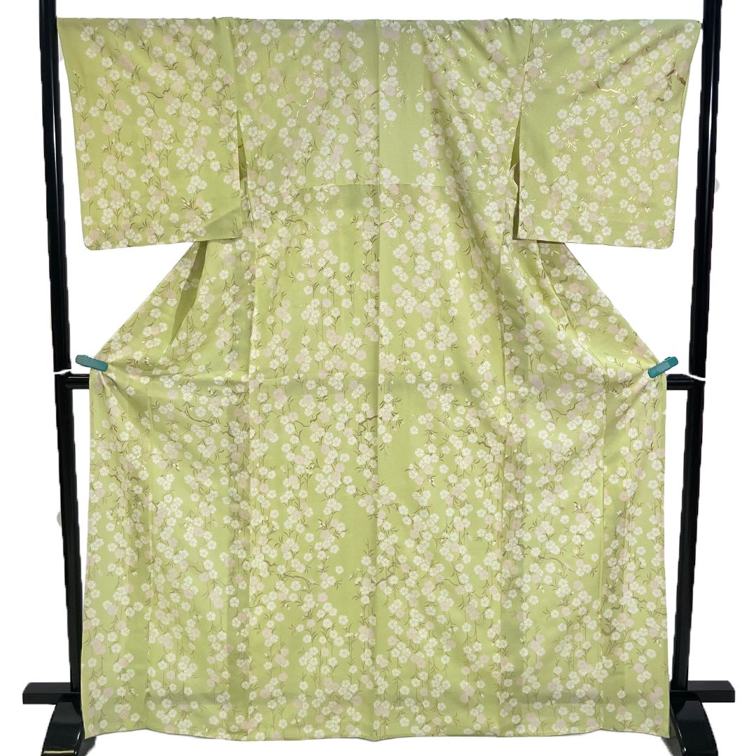美品　単衣　京友禅小紋　可憐　薄黄緑　撫子　居敷当付　広衿　身丈167cm 裄丈68cm　T-45
