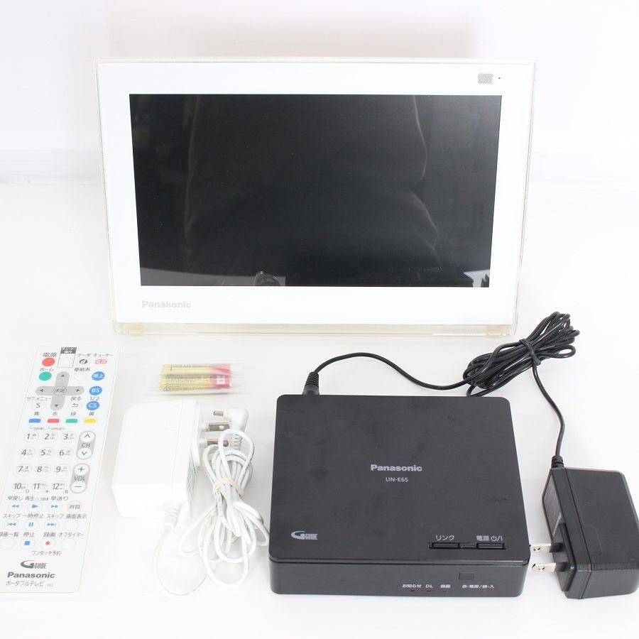 パナソニック プライベート・ビエラ UN-10E6-W ポータブルテレビ 防水 10V型 液晶 VIERA 本体
