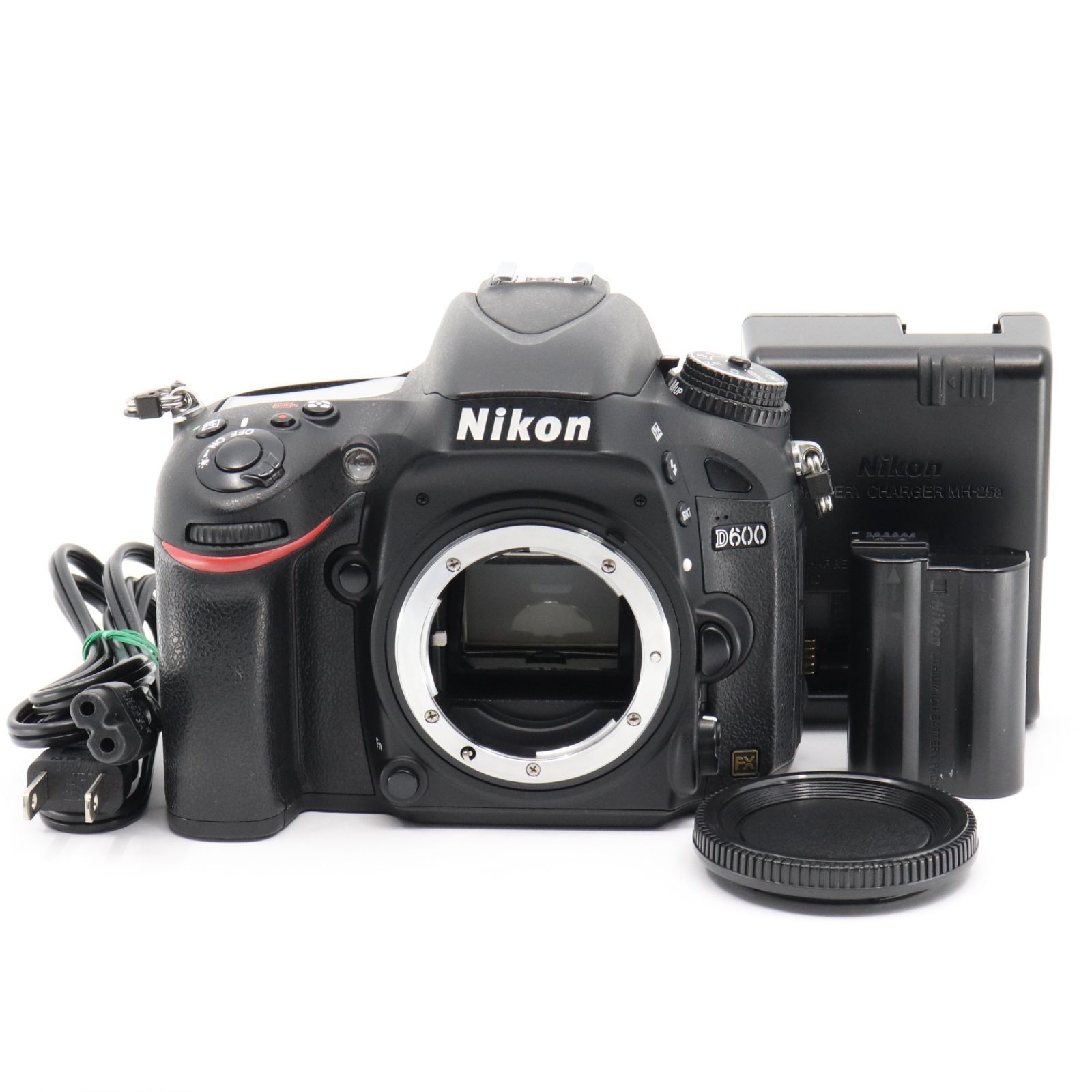 Nikon D600 ボディ ニコン フルサイズ 一眼レフカメラ シャッター回数4,378枚 一部難あり 外観美品 動作保証付｜D032