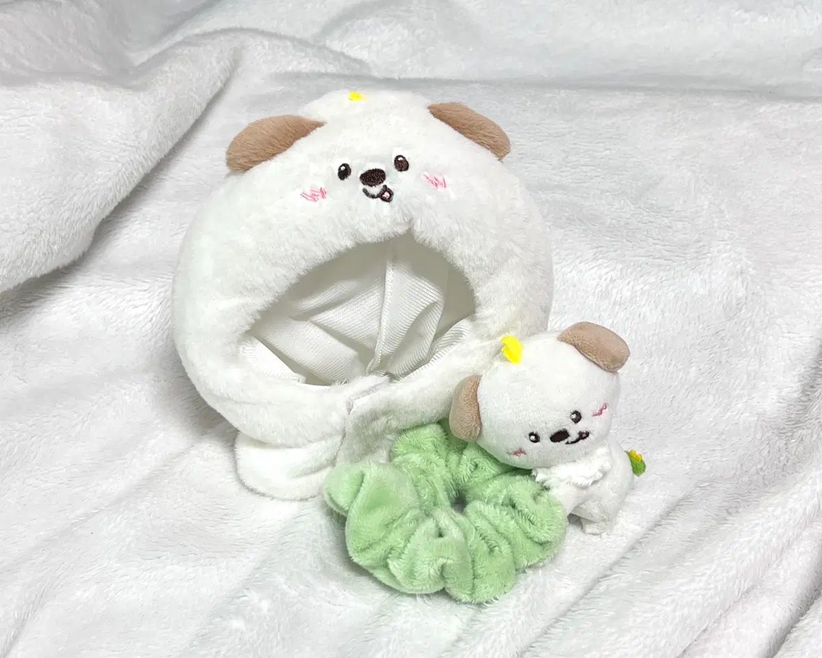 멍룡ケープ、멍룡スクランチセット出品 17,903円