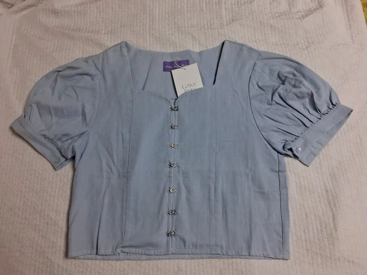 LETTER FROM MOON レターフロムムーン ライトブルー パフスリーブ ブラウス55 新品