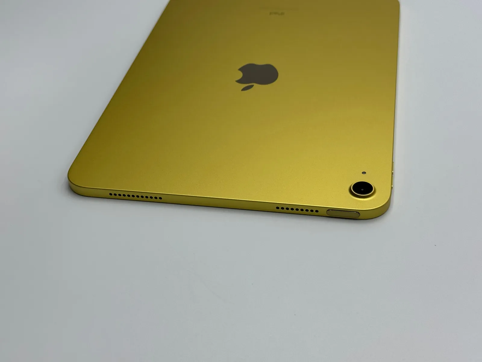 箱付き中古A】iPad 第10世代 64GB イエロー Wi-Fi バッテリー【97
