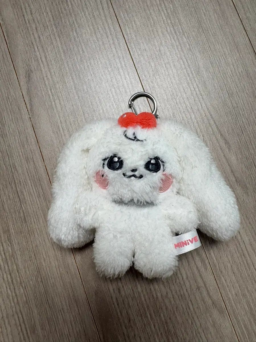 MINIVE さくらんぼ ぬいぐるみ キーリング ぬい 出品