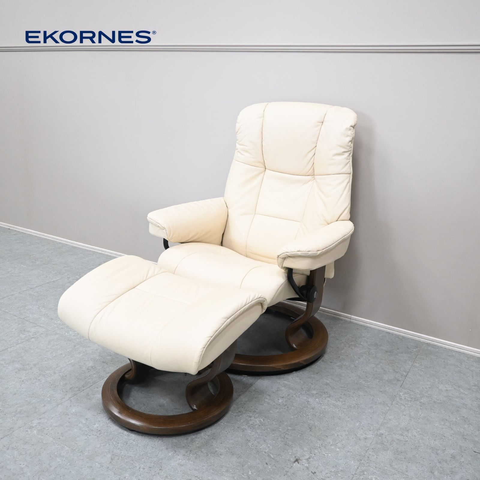 ☆展示美品☆EKORNES エコーネス リクライニングチェア＆オットマン Stressless® Mayfair ストレスレス®メイフェア Sサイズ クラシックベース 37万 79,640円