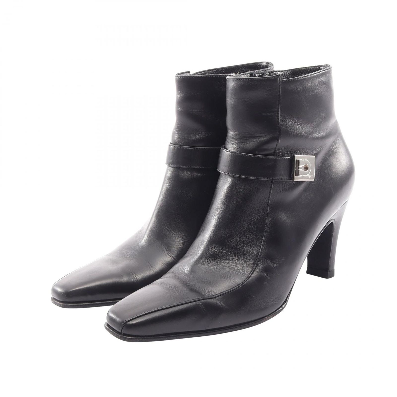 サルヴァトーレフェラガモ Salvatore Ferragamo ブーツ ガンチーニ ショート レザー ブーツ レディース Used A