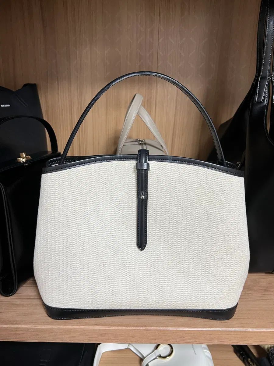 キーン バック キンダーサルモン Leather-Trimmed Canvas Ecru バッグ