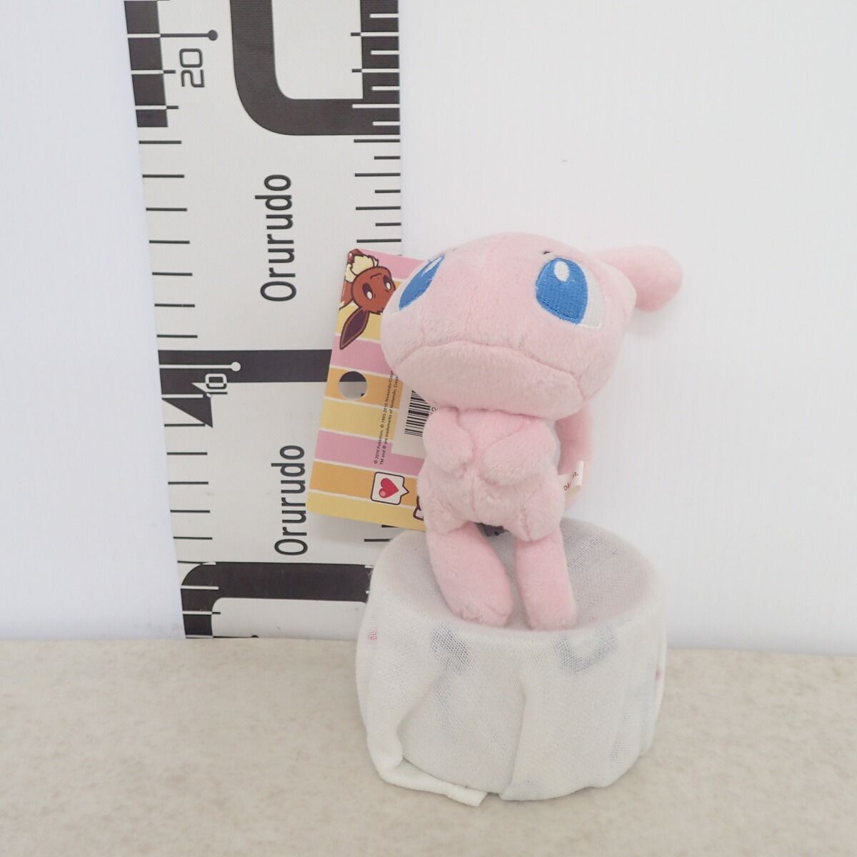 ポケモンセンター 連れ歩きマスコット ミュウ 紙タグ付き ポケットモンスター
