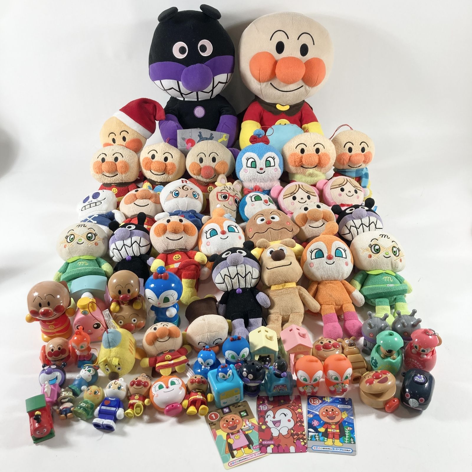 ★ アンパンマン あんぱんまん グッズ まとめ商品 ぬいぐるみ マスコット おもちゃ バイキンマン ドキンちゃん 等 現状品 3kg