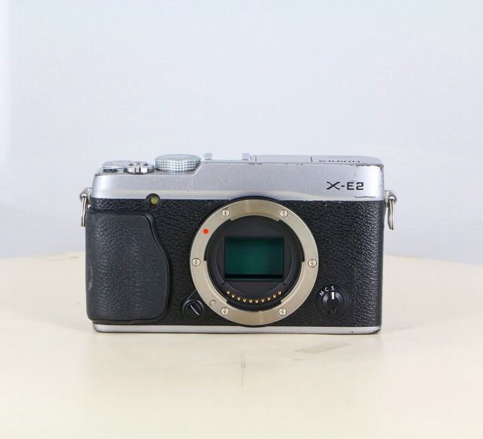 【中古】(フジフイルム) FUJIFILM X-E2 38,220円