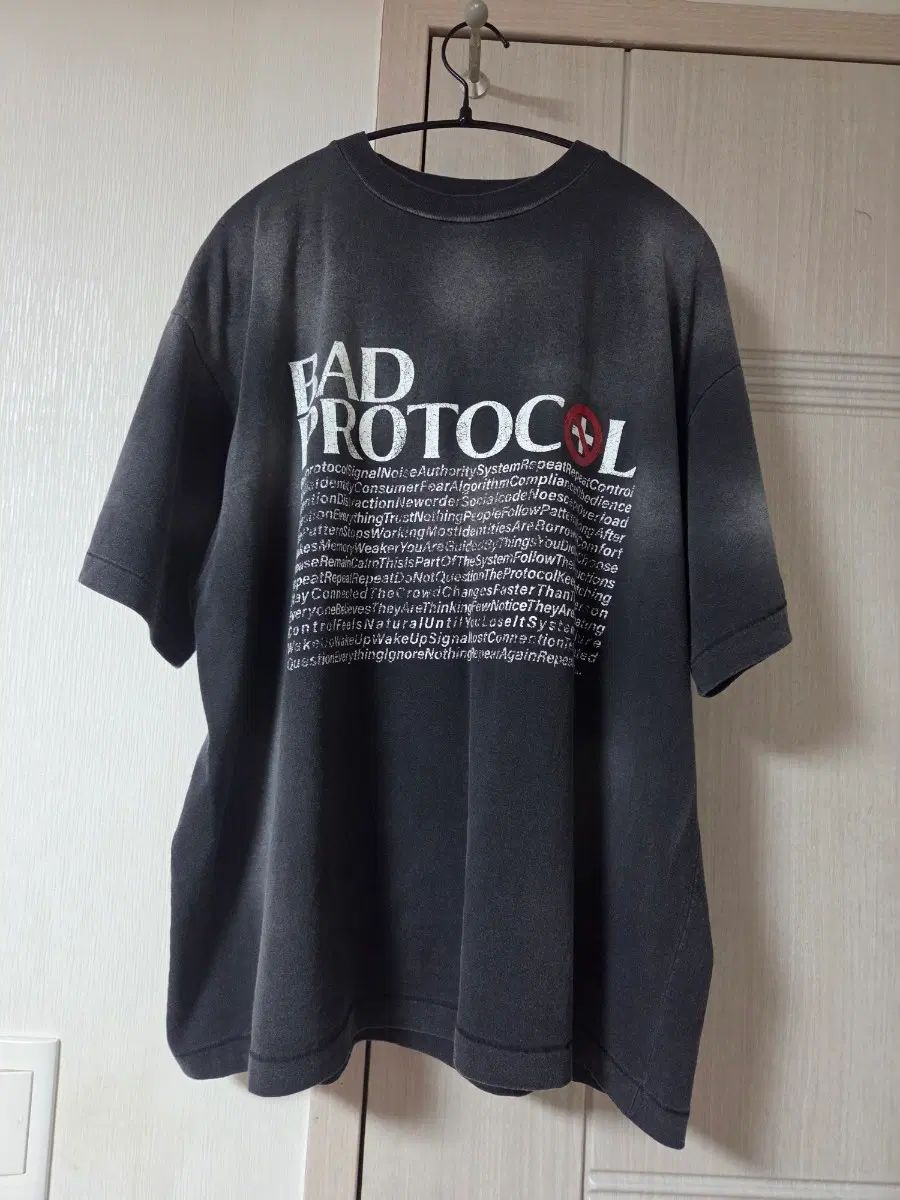 1 Rar バッド プロト プロトブラスト セミクロップド ラウンド Tシャツ 6,275円