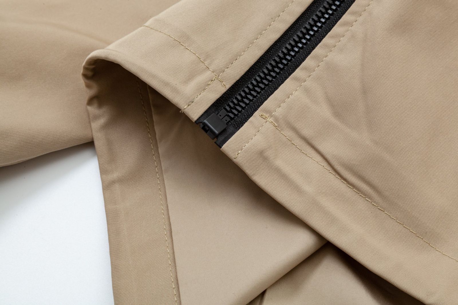 【本日限定特価】BURBERRY メンズ フーディー ホース刺繍 カーキ M-4XL [本日特価|新品未使用品]