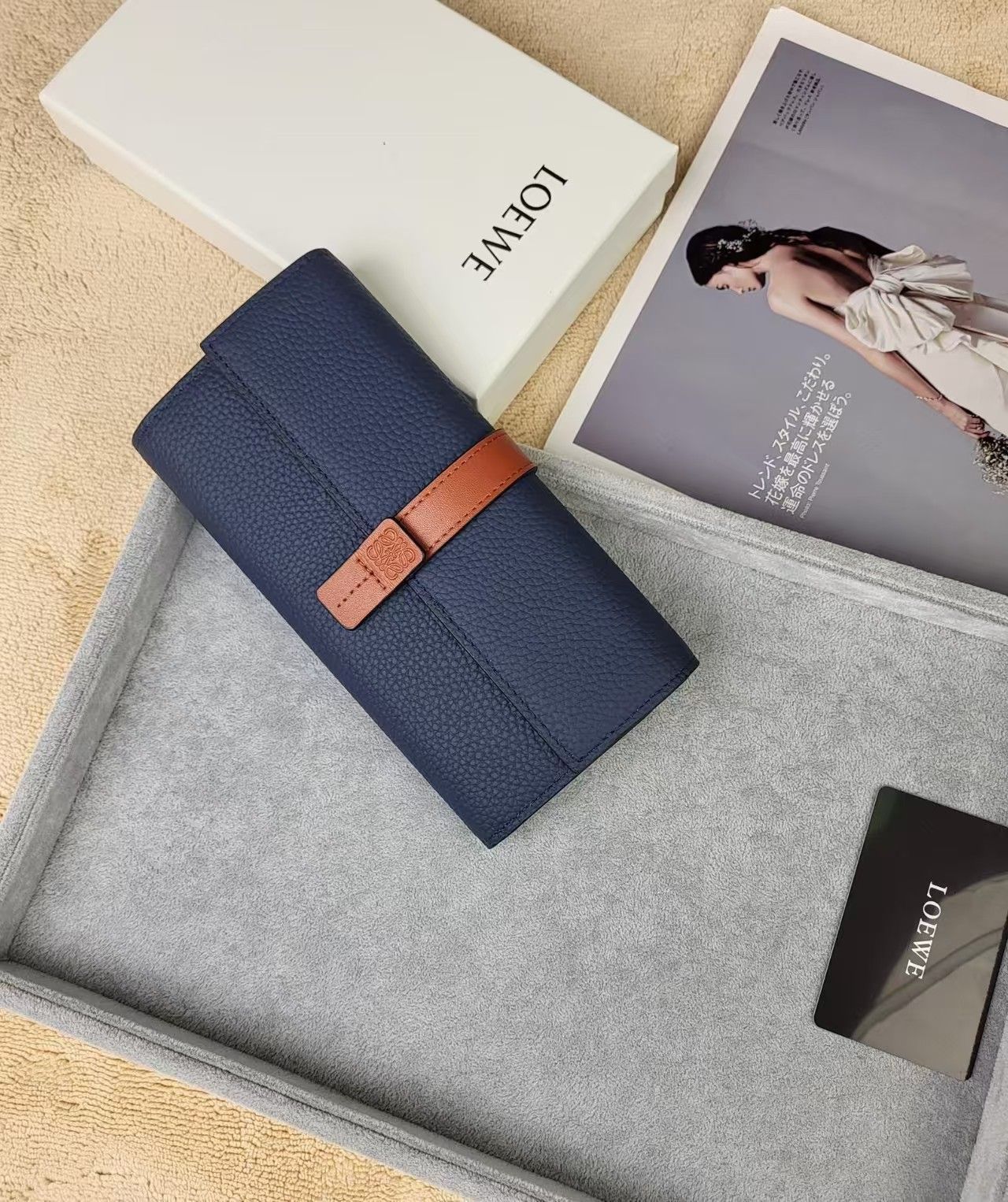 新品未使用 LOEWE財布[本日特価|新品未使用品] 11,160円