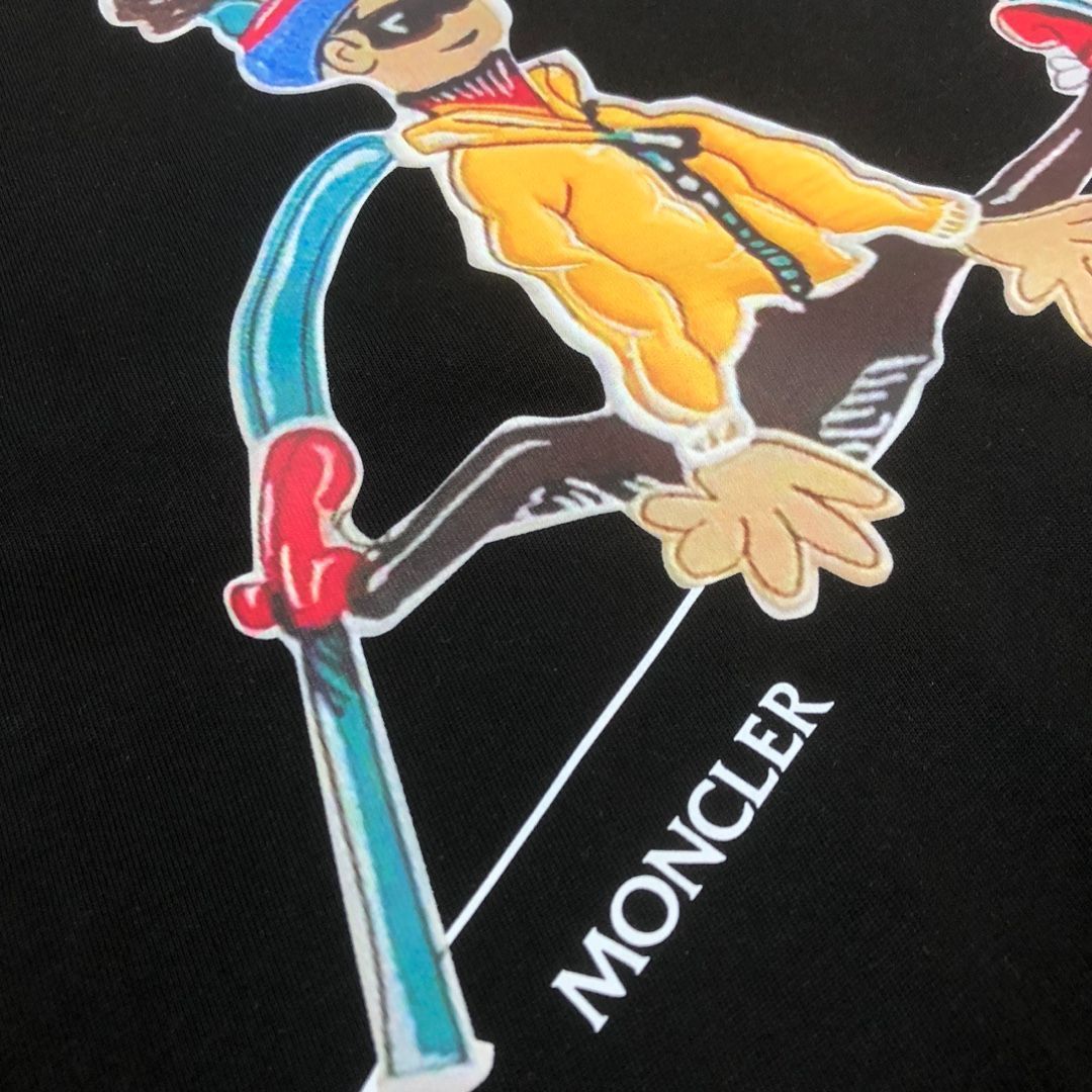 【本日限定特価】MONCLER クルーネックTシャツ - 高品質コットンで快適な着心地 [本日特価|新品未使用品]