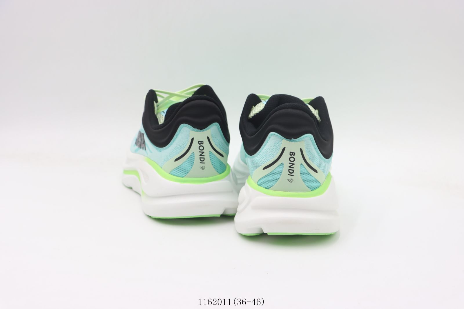 【今日特価】HOKA ONE ONE ランニングシューズ ブルーブラック 1162011
