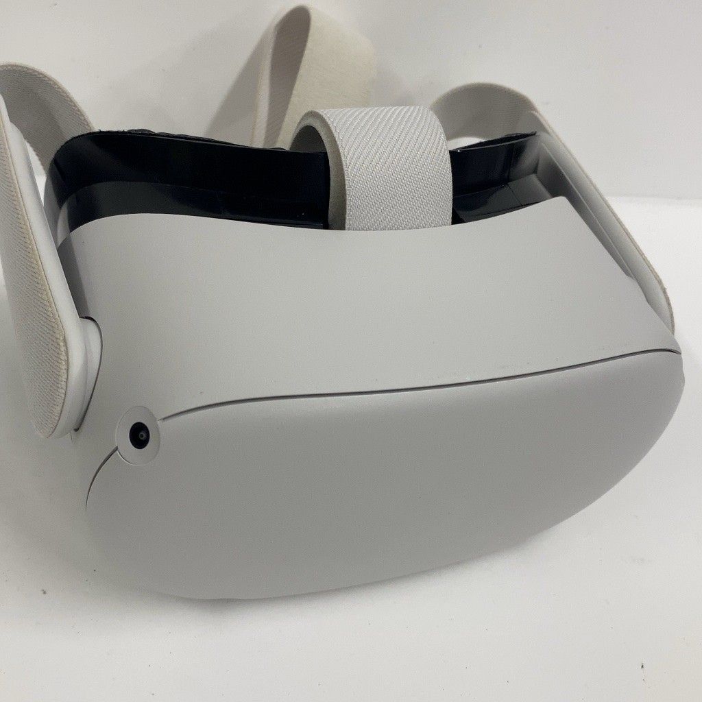 C93W D Oculus Quest 2—完全ワイヤレスのオールインワンVRヘッドセット