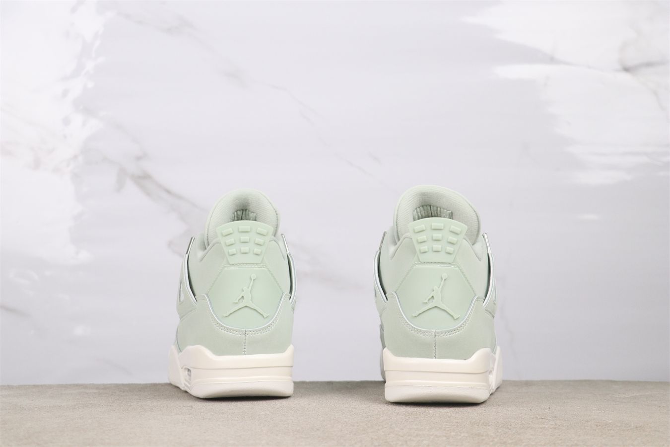 【今日特価】Air Jordan 4 HV0823-003 エアジョーダン 4 シーフォームグリーン