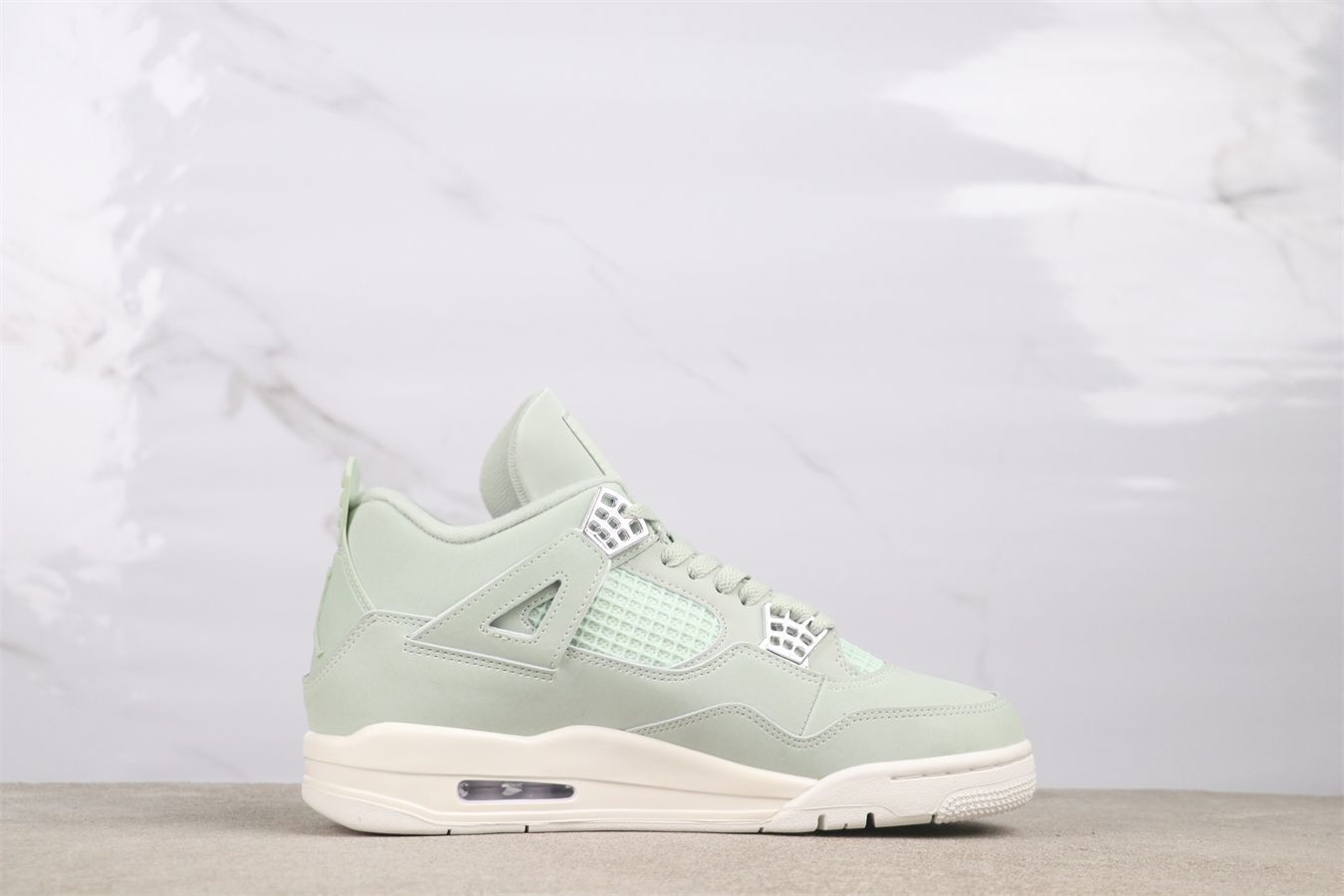 【今日特価】Air Jordan 4 HV0823-003 エアジョーダン 4 シーフォームグリーン