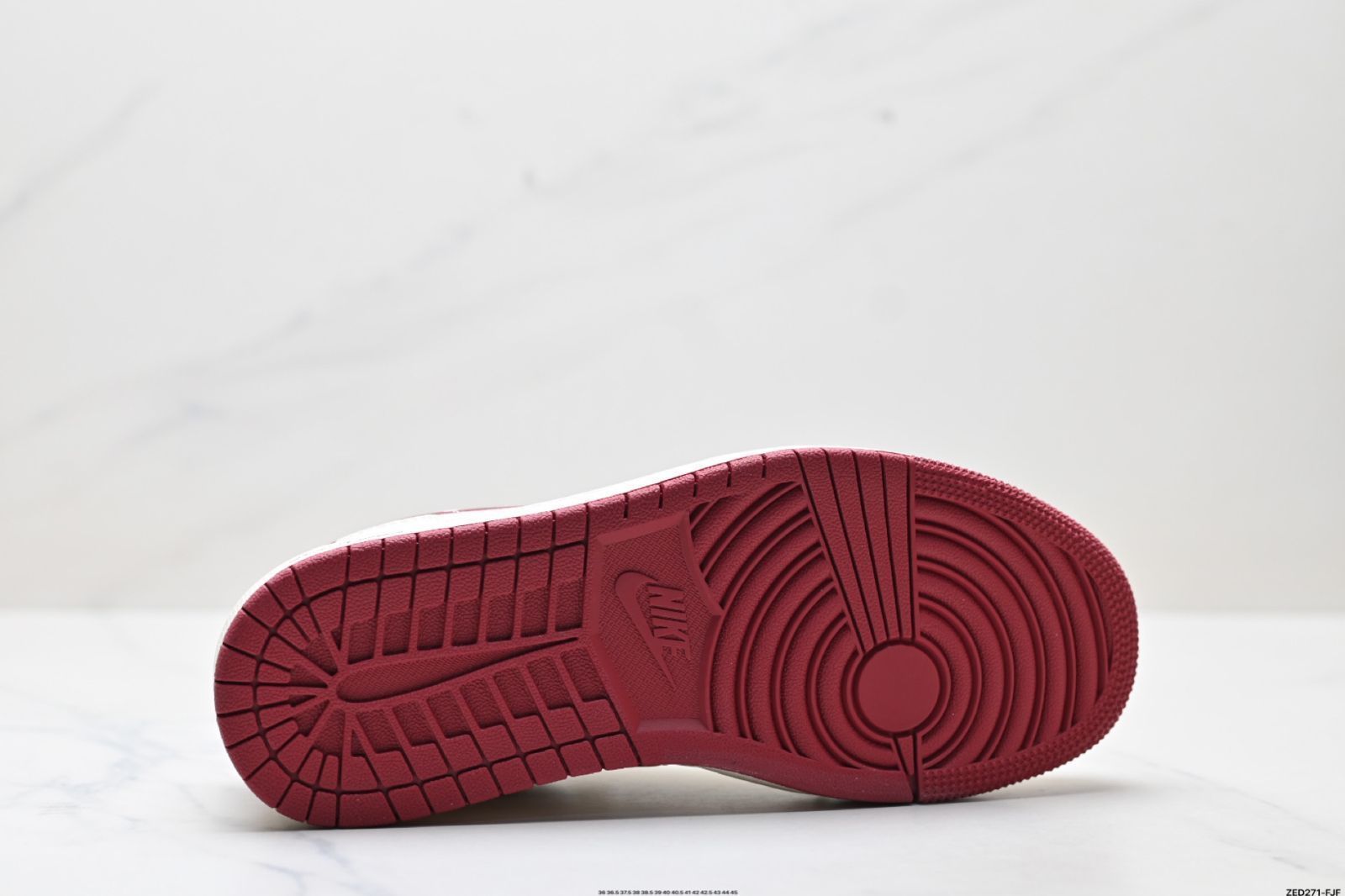 【今日特価】Nike Air Jordan 1 Low AJ1 ジョーダン 1 ロートップ レジャー スニーカー
