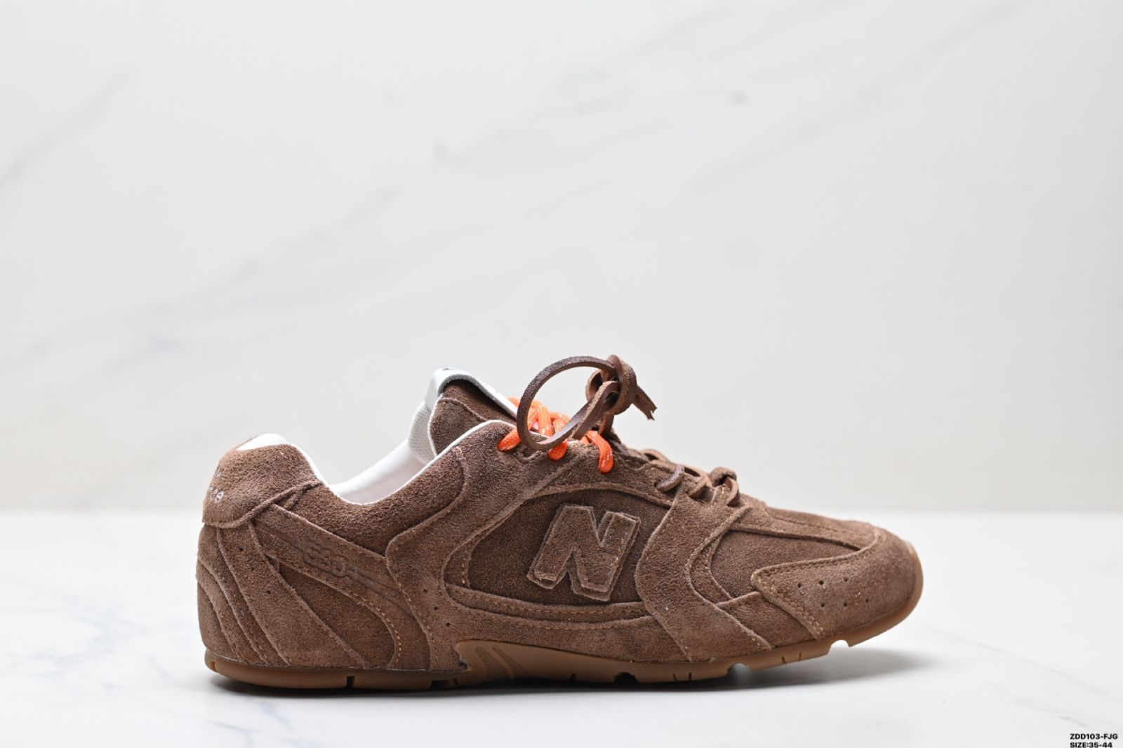 【今日特価】MiuMiu x New Balance 530 SL シリーズ NB ニューバランス ロートップ クラシック レトロ レジャー スポーツ ランニングシューズ 送料無料 在庫限定セール価格！