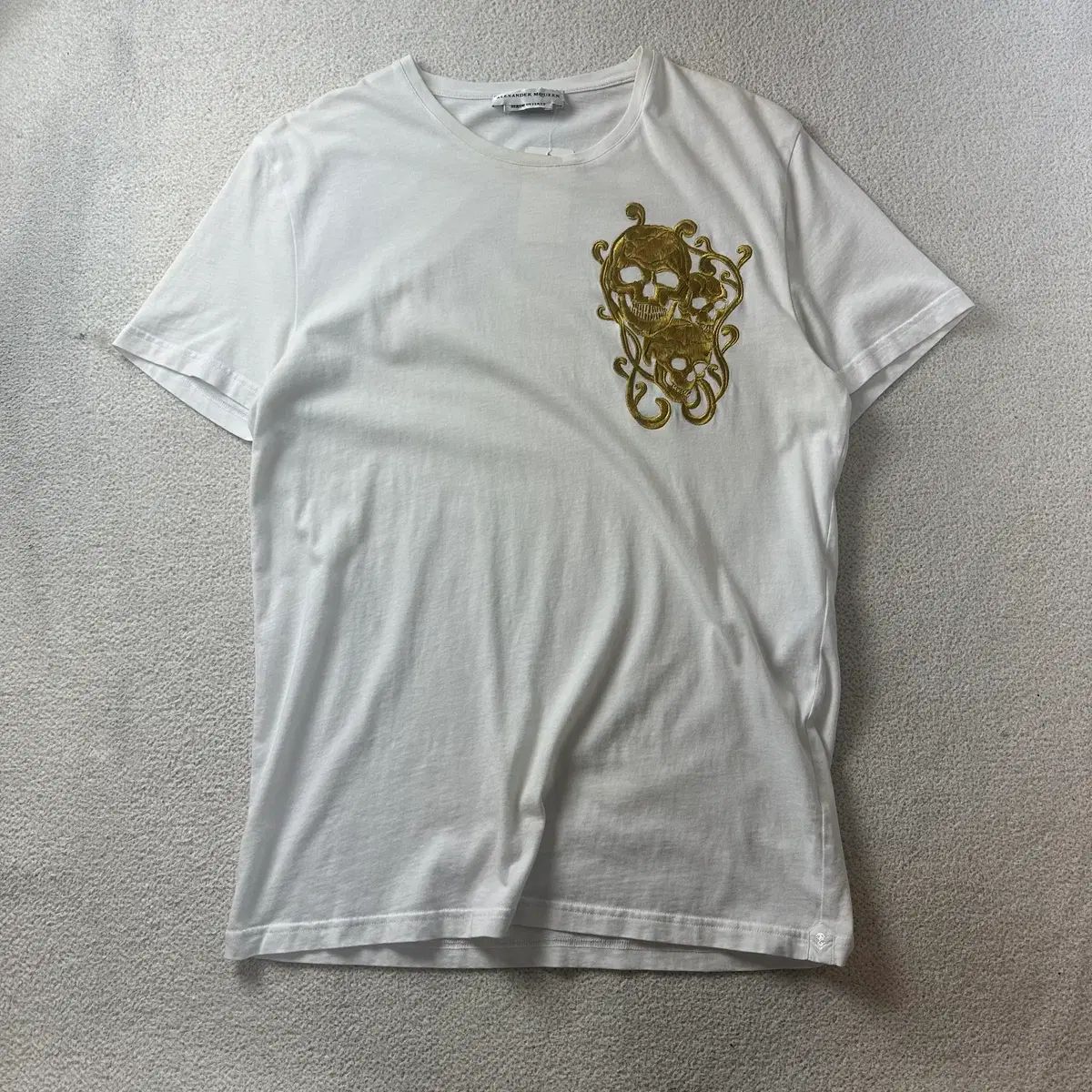 95 Alexander McQueen アレキサンダー・マックイーン 刺繍 スカル 半袖 Tシャツ #329