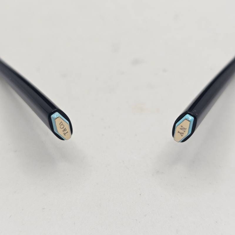 極美品】ティファニー Tiffany&Co. サングラス TF4211-D Tモチーフ T