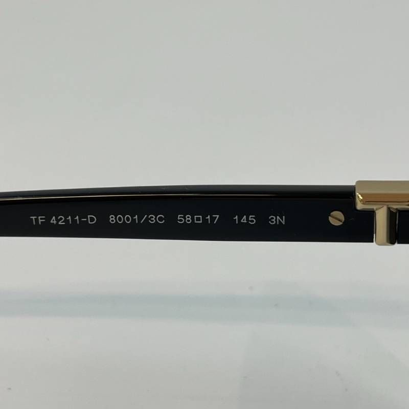 極美品】ティファニー Tiffany&Co. サングラス TF4211-D Tモチーフ T