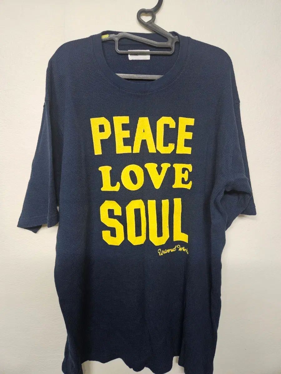 ユニバーサル ワークス Peace Love Soul 半袖Tシャツ L
