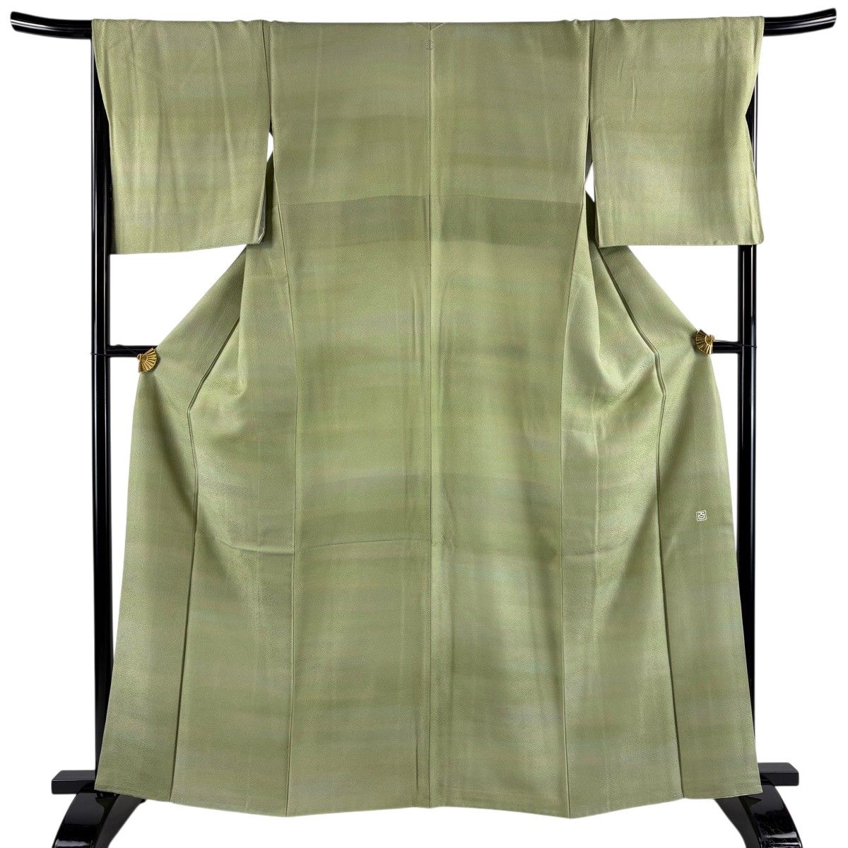 【美品】 小紋 身丈163cm 裄丈67.5cm L 袷 百貫 鈴乃屋 落款 霞 地紋 鶯色 正絹 秀品 一つ紋 【中古】